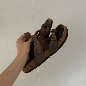 Mayari Birkenstocks size 38